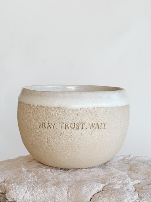 Simplicity - Pray. Trust. Wait